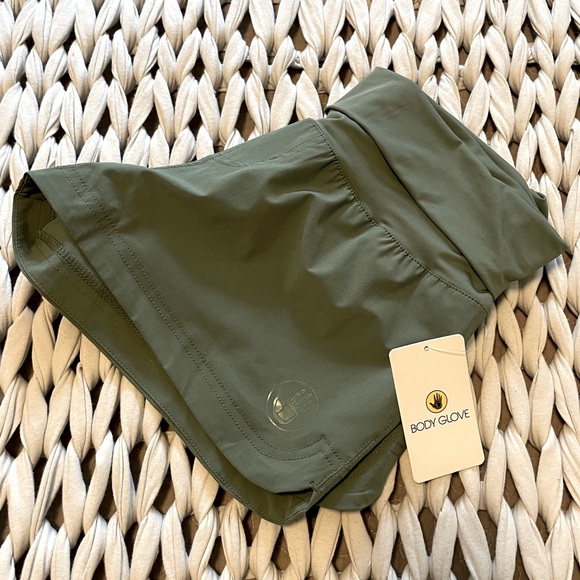 *SOLD* Body Glove Swim & Top - Picture 2 of 4